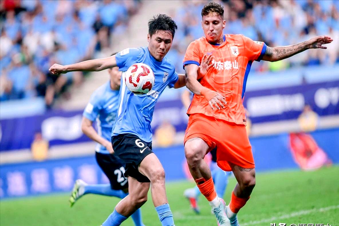 虎扑-亚特兰大迎中超关键赛；今夜战术微调；赛场秩序良好；球队文化被再次提及(亚特兰大vs皇家马德里比赛分析)