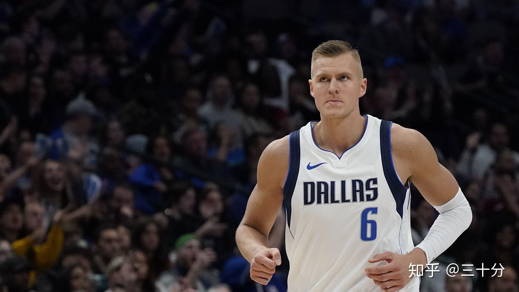 虎扑体育-淘汰赛巅峰对决！泰山独角兽队失利漠南鲨队队，篮球赛场再起波澜；赛后更衣室沸腾的简单介绍