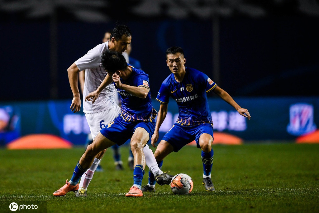 虎扑-自行车杯赛掀起高潮，辽东白虎队鏖战姑苏天狼队，老将里程碑之夜——防守强度拉满(第76期忠实粉丝看透赛道一路无阻登高台)